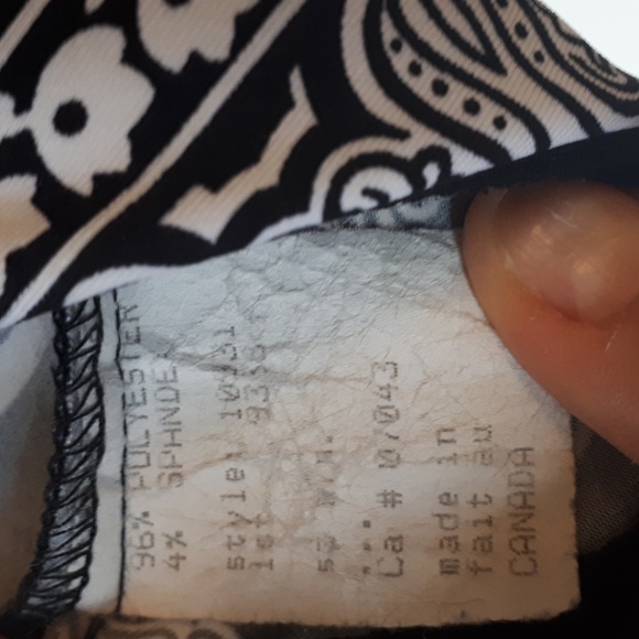 Black and White Patterned Top - Picture 4 of 4